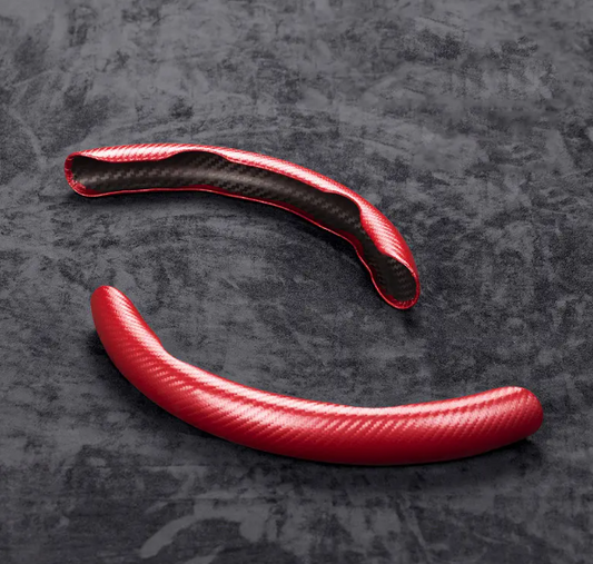 Housse de volant carbone premium : contrôle et style